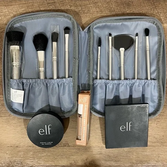 Makeup Brush Set + Case | Makeup Bundle - Picture 2 of 7